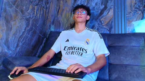 David online show from December 5, 2024, 5:48 am