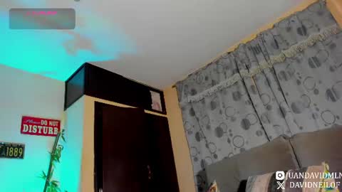 Snapshot of david_neill chatting on June 15, 2026, 1:41 am David Neill online show from June 15, 2026, 1:41 am