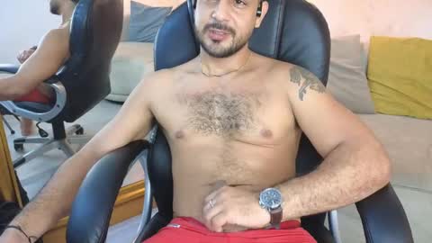 Snapshot of david_oliveira chatting on January 11, 2025, 1:43 pm JF oliveira online show from January 11, 2025, 1:43 pm