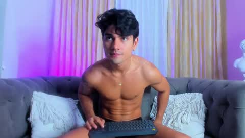 davidaponte online show from December 30, 2024, 8:54 am