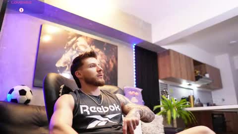 Snapshot of davidd_blake chatting on February 25, 2026, 5:39 am David Blakee online show from February 25, 2026, 5:39 am