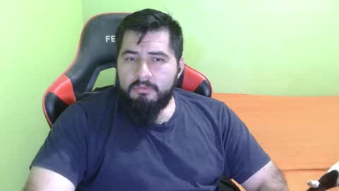 Snapshot of daviddelz chatting on November 1, 2025, 7:21 am David online show from November 1, 2025, 7:21 am