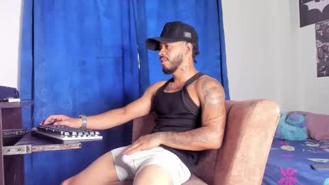 Snapshot of davide_daniels chatting on January 12, 2026, 8:03 pm Davide online show from January 12, 2026, 8:03 pm