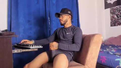 Snapshot of davide_daniels chatting on January 13, 2026, 11:15 am Davide online show from January 13, 2026, 11:15 am