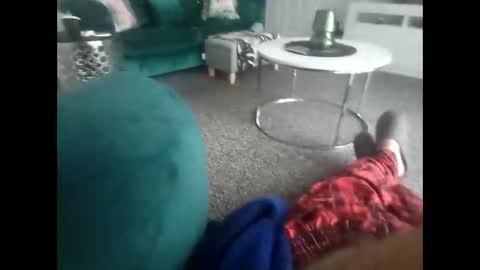 Snapshot of davidf75 chatting on October 4, 2025, 7:39 am davidf75 online show from October 4, 2025, 7:39 am