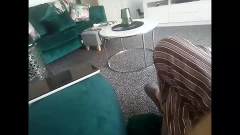 Snapshot of davidf75 chatting on October 8, 2025, 8:34 am davidf75 online show from October 8, 2025, 8:34 am