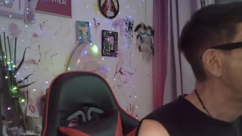 David Lucky 13  online show from April 25, 2026, 1:30 am
