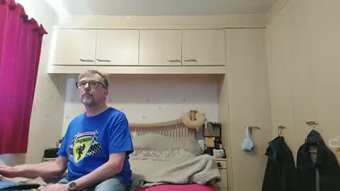 davidjmarshall46 online show from April 30, 2026, 10:54 am