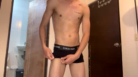 davidsmile28 online show from January 6, 2026, 3:54 am