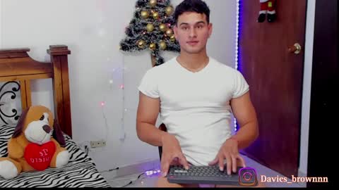 Davies brown    schedule 12pm to 5pm col time online show from December 6, 2024, 12:45 am