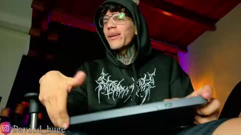 daviid_huge online show from June 28, 2026, 4:29 am