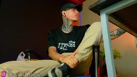 daviid_huge online show from July 22, 2026, 1:25 pm