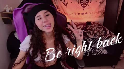 Davina online show from December 18, 2025, 5:19 pm