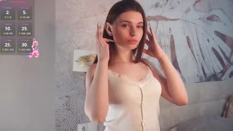 Louise online show from April 27, 2026, 11:03 pm