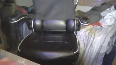 Snapshot of davinsdick chatting on October 13, 2025, 2:33 am Your daddy online show from October 13, 2025, 2:33 am