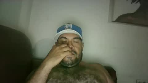 davinson_lopez35 online show from June 11, 2026, 2:33 am