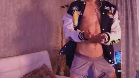 Snapshot of davis_saint chatting on March 14, 2026, 11:48 am Davis online show from March 14, 2026, 11:48 am