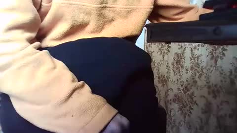 davitaa3434 online show from April 24, 2026, 7:55 am