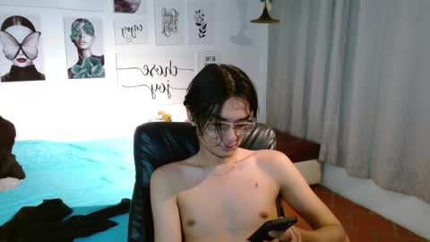 davoxer online show from September 14, 2025, 3:27 am