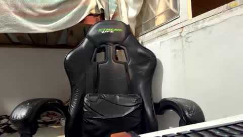 davoxer online show from September 22, 2025, 7:32 am