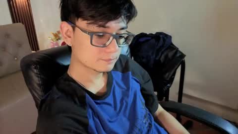 davoxer online show from April 23, 2026, 4:24 am