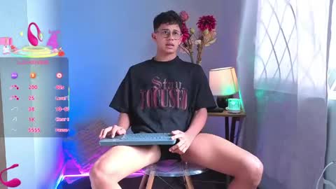 dawn_16 online show from May 1, 2026, 8:57 pm