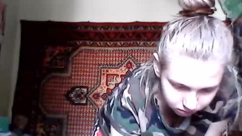 Mila online show from September 23, 2025, 7:55 am