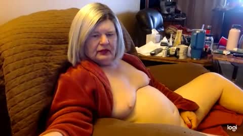 Snapshot of dawndoesall chatting on February 5, 2025, 5:09 pm dawndoesall online show from February 5, 2025, 5:09 pm