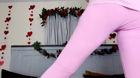 Dawn Willow online show from April 10, 2026, 8:46 pm