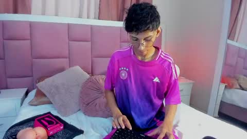 Snapshot of dax_blaze chatting on June 3, 2026, 1:46 pm Dax online show from June 3, 2026, 1:46 pm