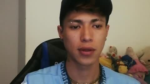 Daxon online show from April 3, 2026, 5:49 am