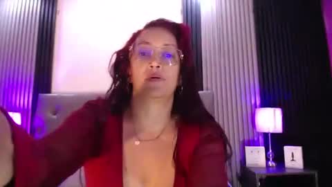 Dayana online show from June 18, 2026, 12:31 pm