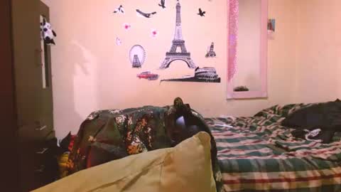 dayanna_01_ online show from July 28, 2026, 7:39 pm