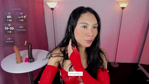 I am Dayanna  tecca online show from December 2, 2024, 9:06 pm