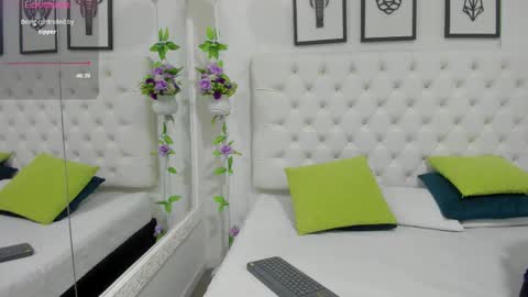 dayhan_santos online show from September 30, 2025, 10:53 am