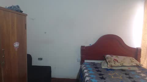 Dylon online show from October 22, 2025, 12:27 pm