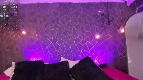DAYRA ANGELS online show from June 23, 2026, 3:10 pm