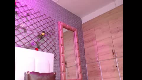 Snapshot of dayse_martinez chatting on March 1, 2025, 12:56 pm Dayse  online show from March 1, 2025, 12:56 pm