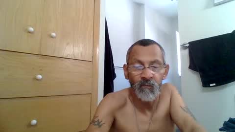 Snapshot of daytime_12 chatting on April 2, 2026, 4:37 pm daytime_12 online show from April 2, 2026, 4:37 pm