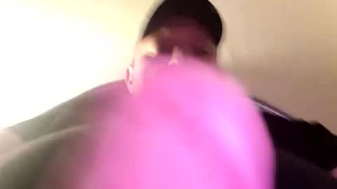 dazzaboxer online show from November 18, 2025, 1:00 am