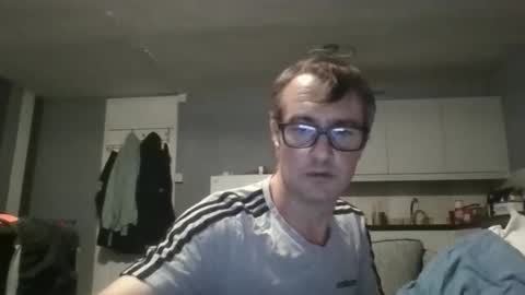 Dazzill online show from October 18, 2025, 6:30 pm