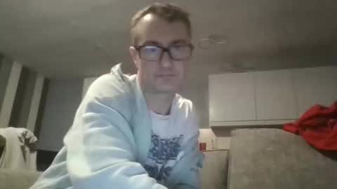 Dazzill online show from November 19, 2025, 3:34 pm