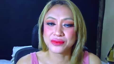 Snapshot of dazzlinglady44 chatting on May 2, 2026, 7:08 pm stephaniechim online show from May 2, 2026, 7:08 pm