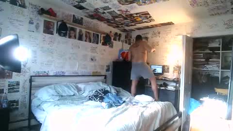 dbeamon92 online show from March 11, 2026, 12:55 pm