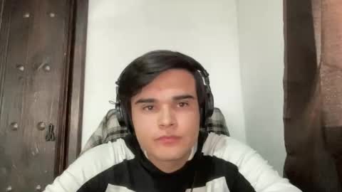 dcsprwls online show from March 25, 2026, 11:11 pm