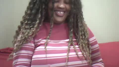 Snapshot of ddboobsnipples chatting on August 6, 2026, 7:43 am ddboobsnipples online show from August 6, 2026, 7:43 am