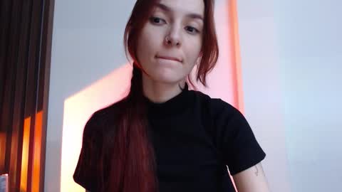 Snapshot of dead_girll chatting on October 20, 2025, 10:43 pm freak online show from October 20, 2025, 10:43 pm