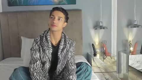 dean_scott online show from February 16, 2025, 11:38 am