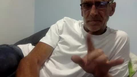 Snapshot of deanofflove221000 chatting on February 8, 2026, 12:08 pm deanofflove221000 online show from February 8, 2026, 12:08 pm