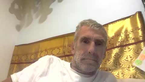 Snapshot of deanofflove221000 chatting on March 1, 2026, 5:20 am deanofflove221000 online show from March 1, 2026, 5:20 am